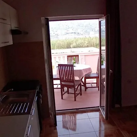 Apartmani Peko 5 Pag Town Exterior photo